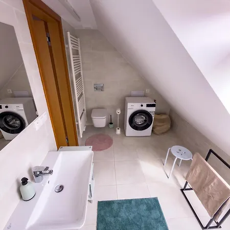 Bright And - Modern Flat Apartman